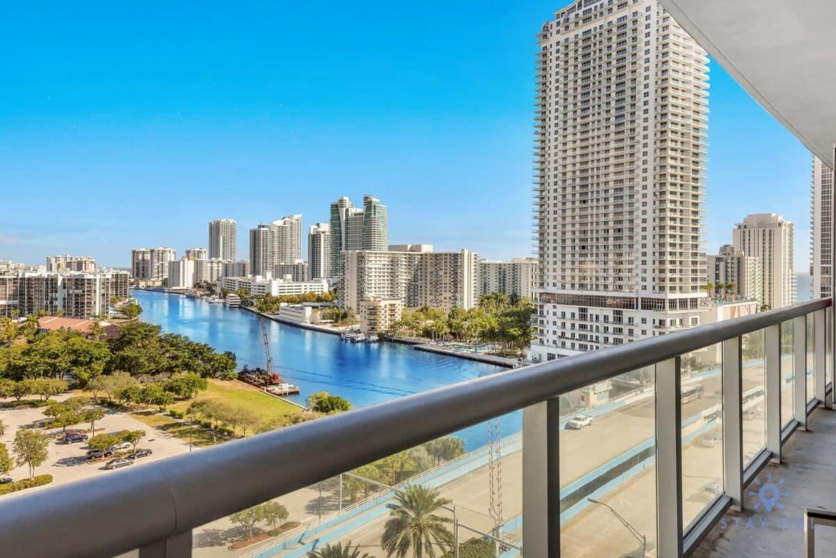 Infinite Views, Amazing Pool, Gym, Near Beach Hallandale Beach Εξωτερικό φωτογραφία