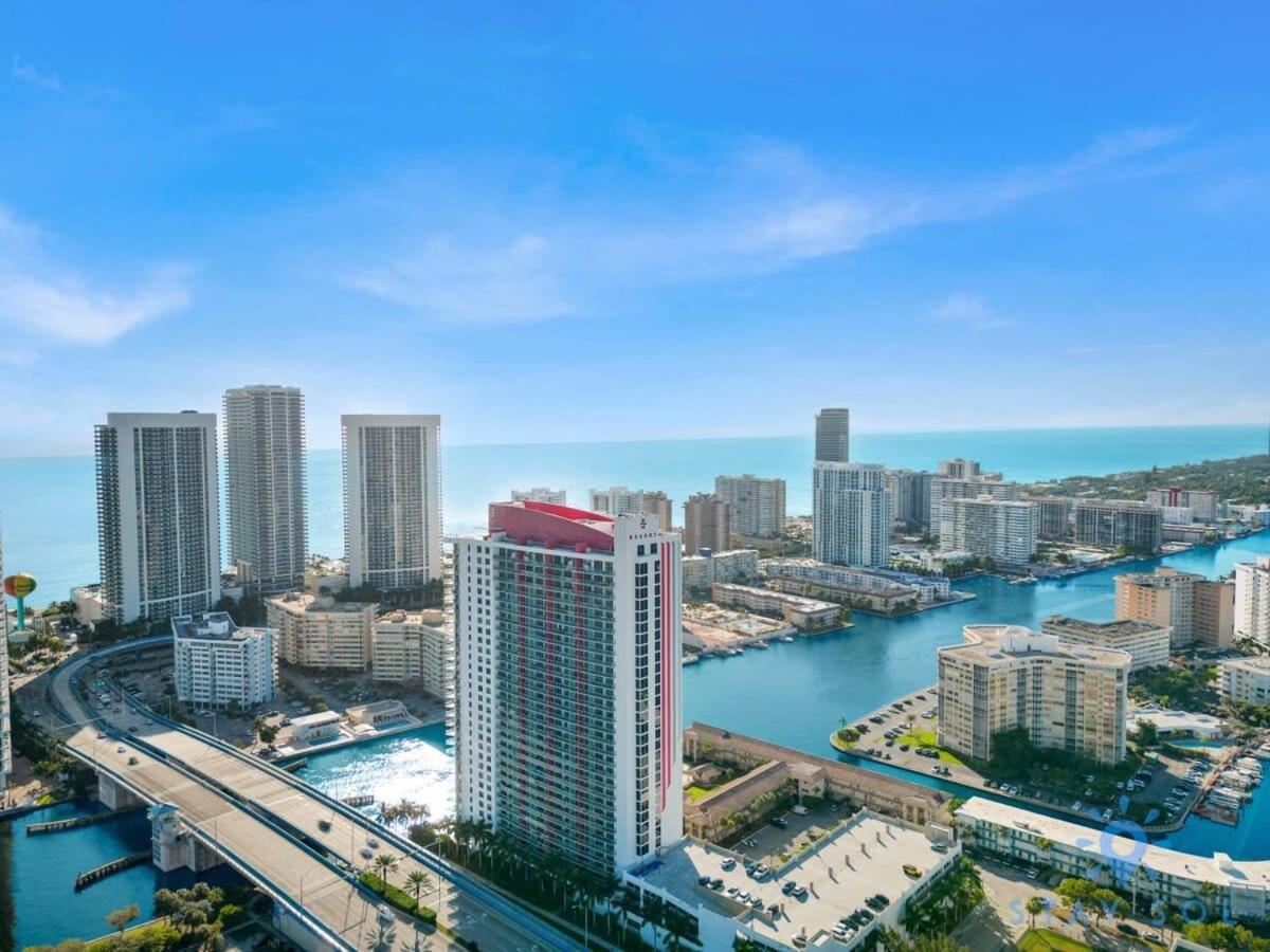 Infinite Views, Amazing Pool, Gym, Near Beach Hallandale Beach Εξωτερικό φωτογραφία