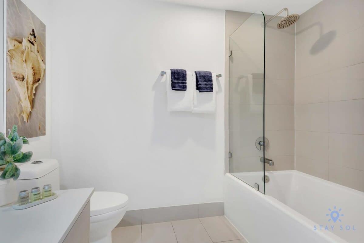 Infinite Views, Amazing Pool, Gym, Near Beach Hallandale Beach Εξωτερικό φωτογραφία
