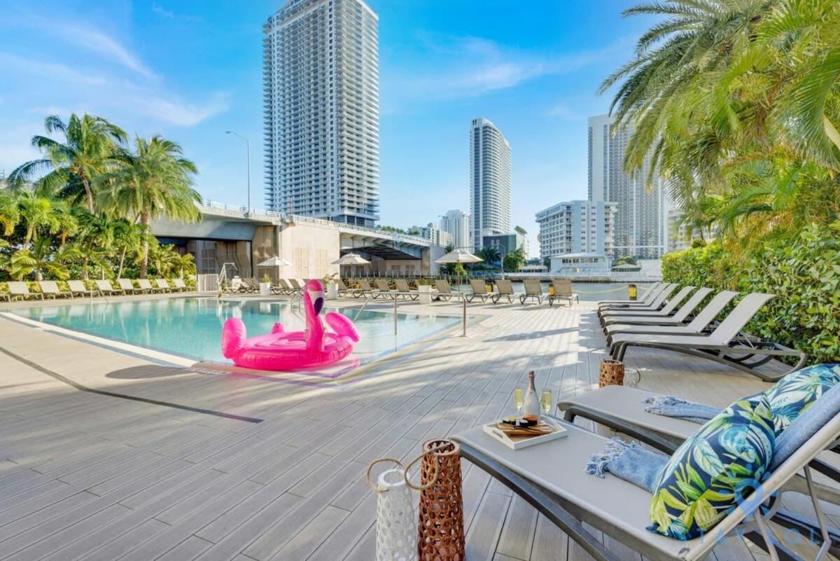 Infinite Views, Amazing Pool, Gym, Near Beach Hallandale Beach Εξωτερικό φωτογραφία